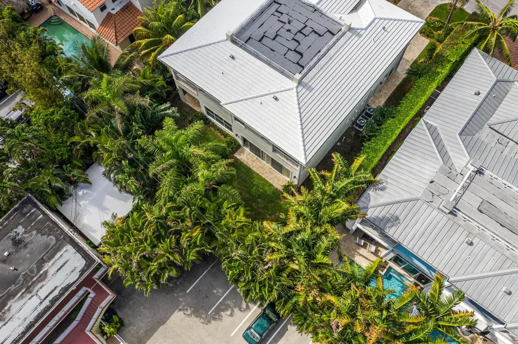 500 Ne Wavecrest Way Boca Raton FL 33432