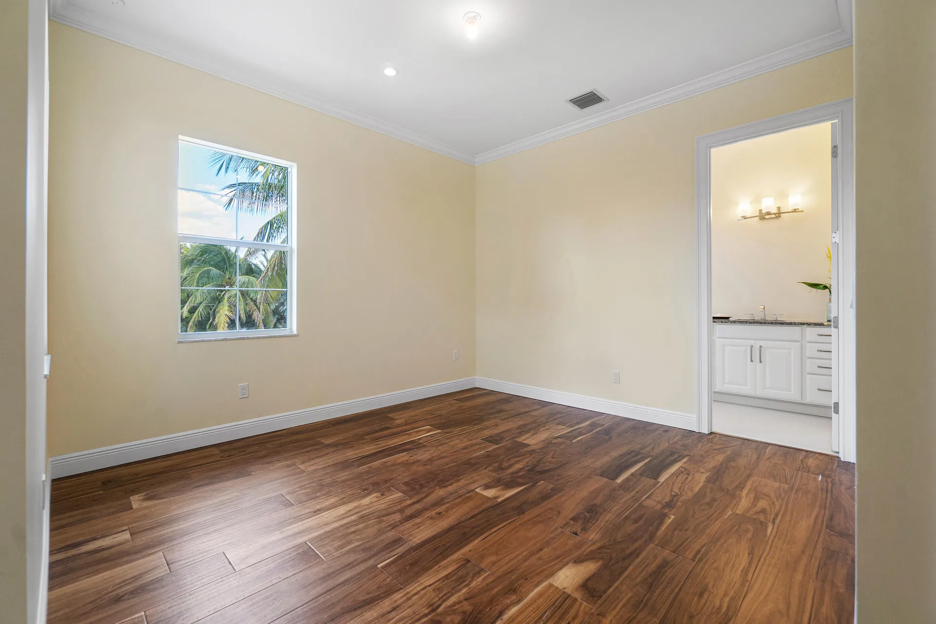 500 Ne Wavecrest Way Boca Raton FL 33432