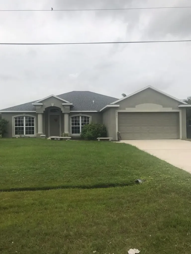 6305 Nw Hala Court Port Saint Lucie FL 34983