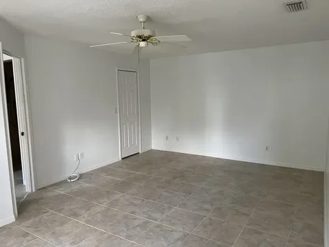 5020 4th Place Vero Beach FL 32968