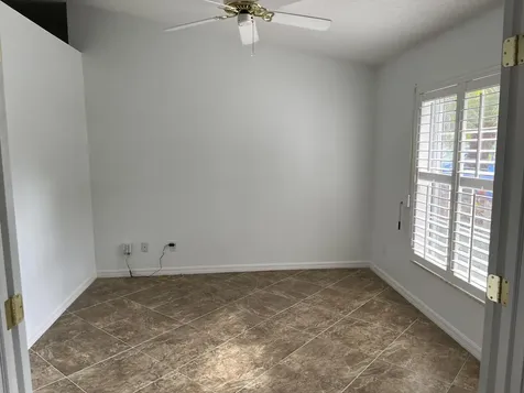 5020 4th Place Vero Beach FL 32968