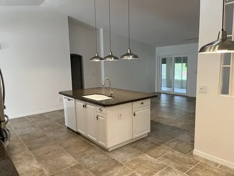 5020 4th Place Vero Beach FL 32968