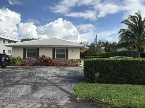 685 Glouchester Street Boca Raton FL 33487