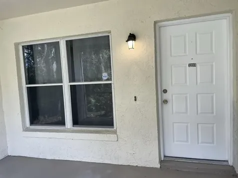 2203 Northlake Drive Sanford FL 32773
