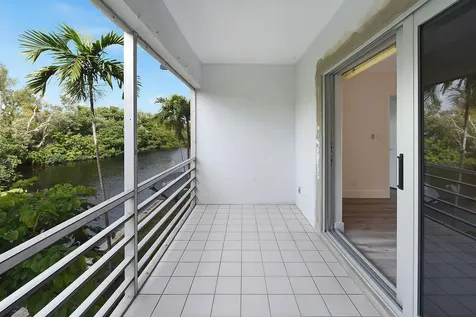 1400 NE 57th Court Fort Lauderdale FL 33334
