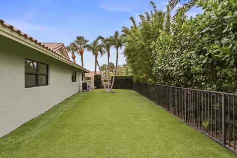 5320 Nw 3rd Terrace Boca Raton FL 33487
