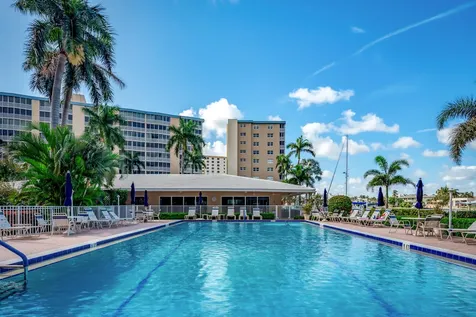 3212 S Ocean Boulevard Highland Beach FL 33487