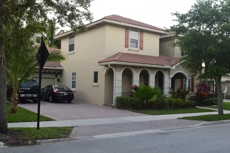 132 N Via Isabela Jupiter FL 33458