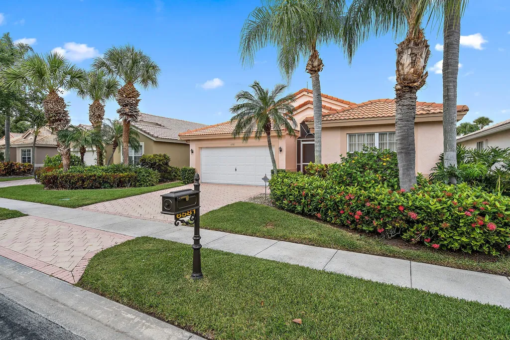 6581 Kings Creek Terrace Boynton Beach FL 33437