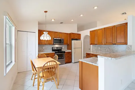 6581 Kings Creek Terrace Boynton Beach FL 33437