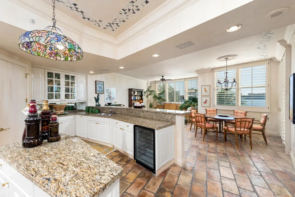 550 Se 5th Avenue Boca Raton FL 33432