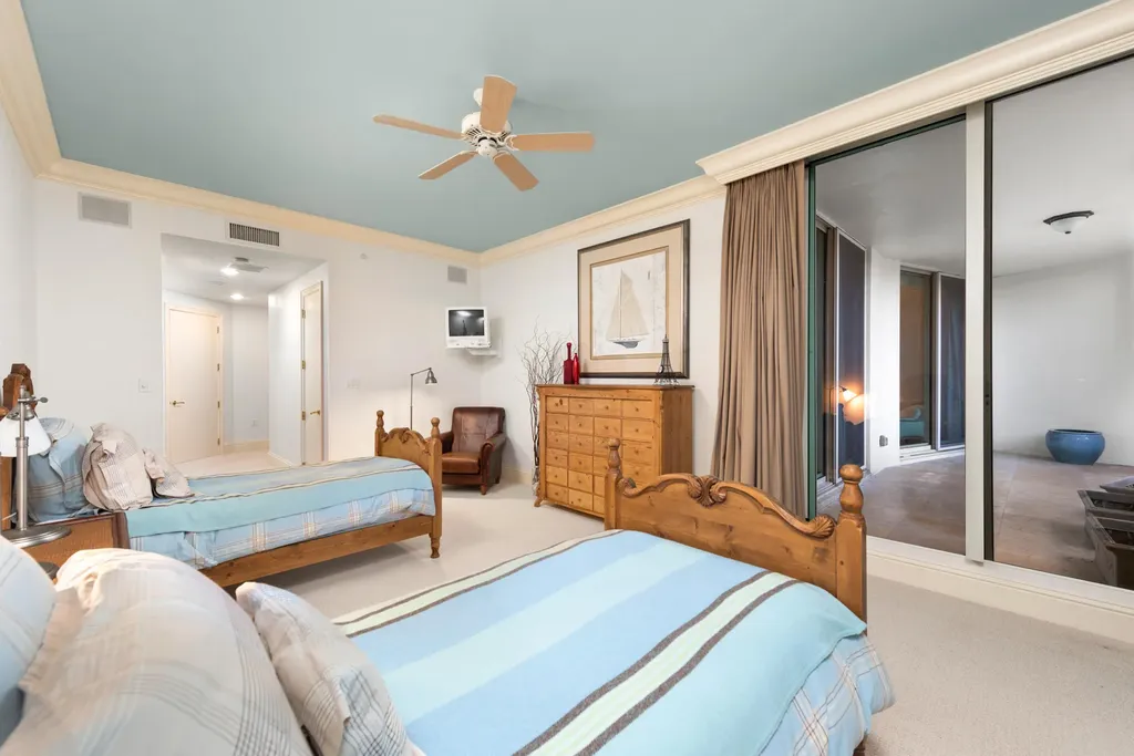 550 Se 5th Avenue Boca Raton FL 33432