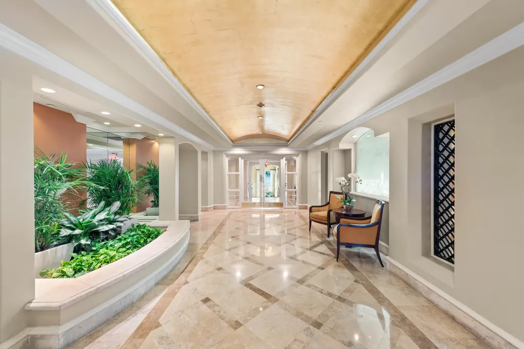 550 Se 5th Avenue Boca Raton FL 33432