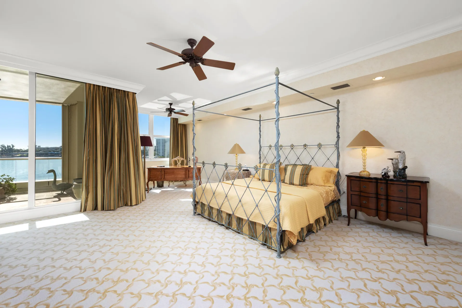 550 Se 5th Avenue Boca Raton FL 33432