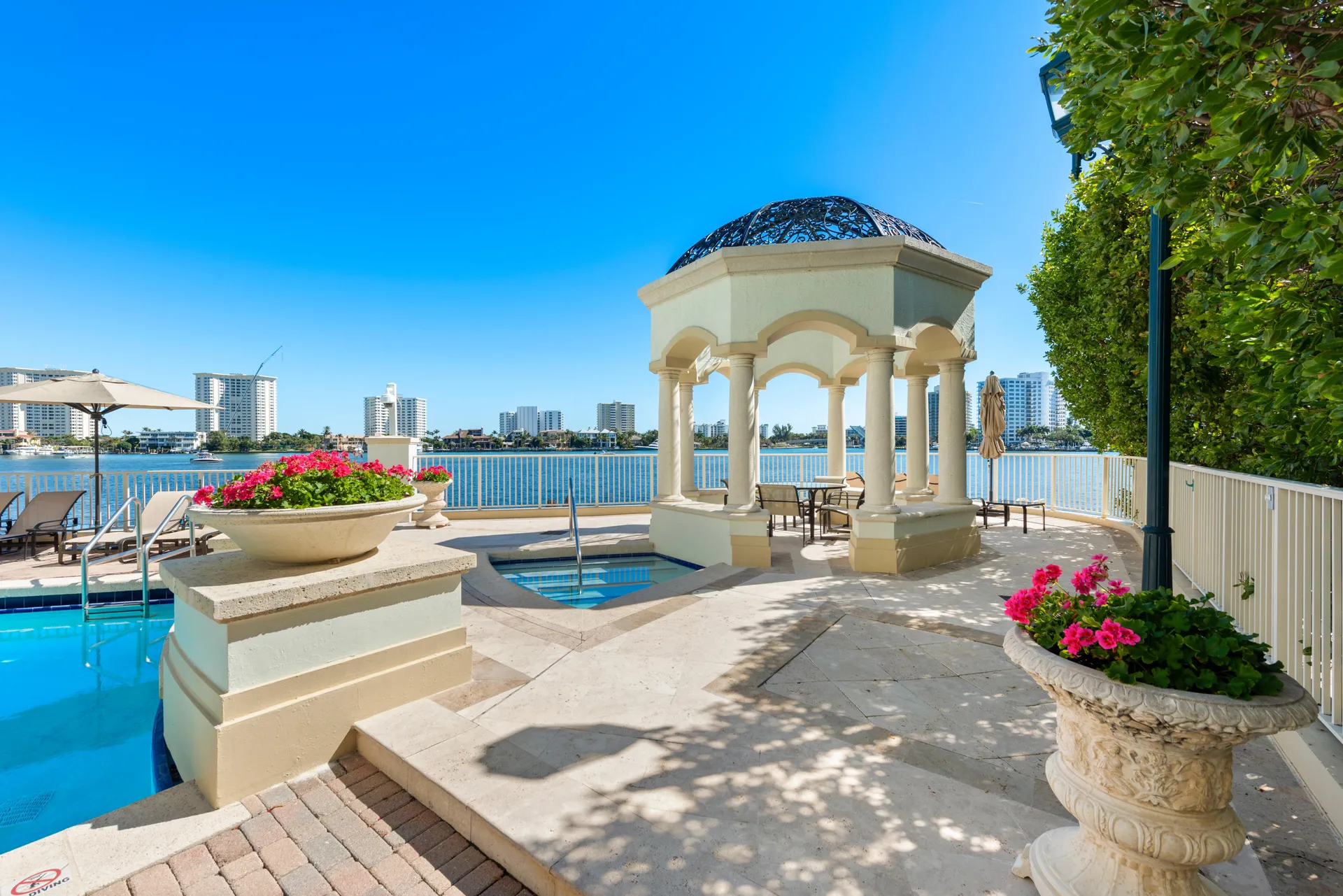 550 Se 5th Avenue Boca Raton FL 33432