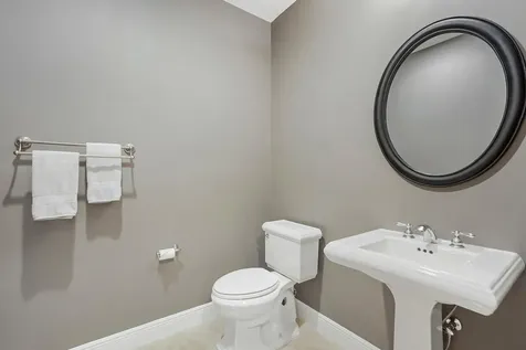5560 Ne Trieste Way Boca Raton FL 33487