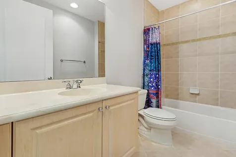 5560 Ne Trieste Way Boca Raton FL 33487