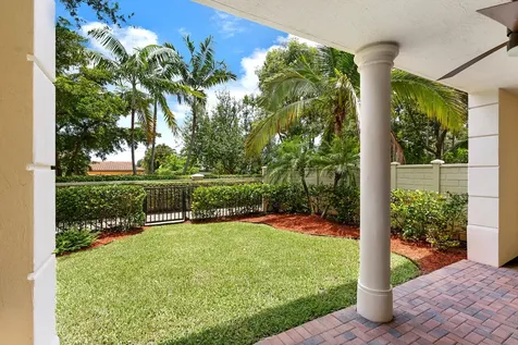 5560 Ne Trieste Way Boca Raton FL 33487