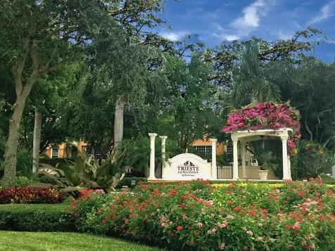 5560 Ne Trieste Way Boca Raton FL 33487