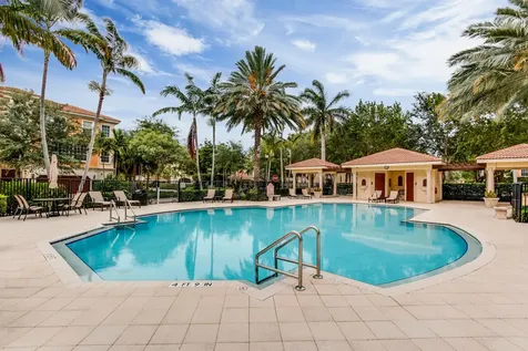5560 Ne Trieste Way Boca Raton FL 33487