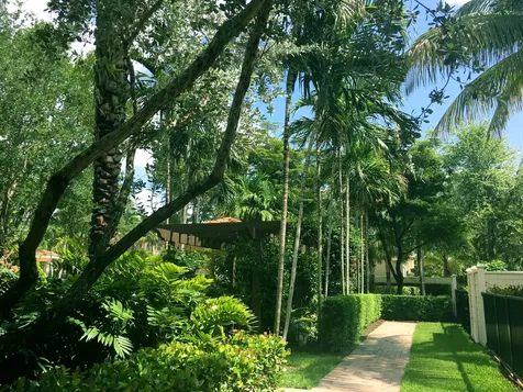 5560 Ne Trieste Way Boca Raton FL 33487