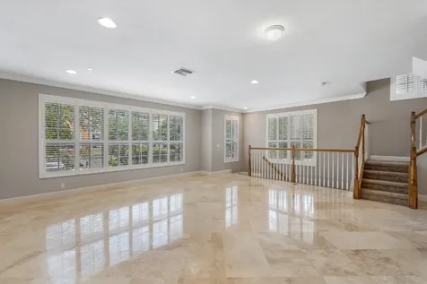 5560 Ne Trieste Way Boca Raton FL 33487