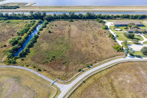 3820 Hanover Circle Loxahatchee FL 33470