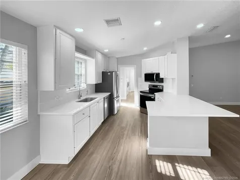 8457 SE Retreat Drive Hobe Sound FL 33455