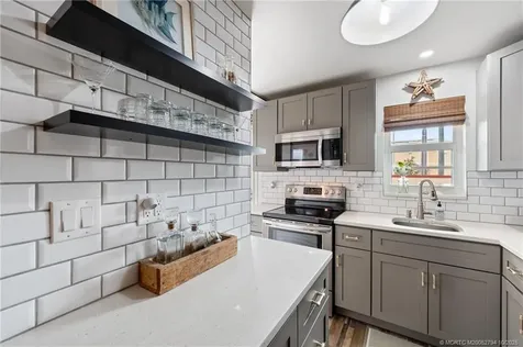 1981 SW Palm City Road Stuart FL 34994