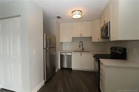 2083 NE Collins Circle Jensen Beach FL 34957