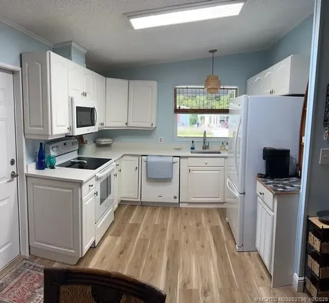 16373 Indianwood Circle Center Indiantown FL 34956