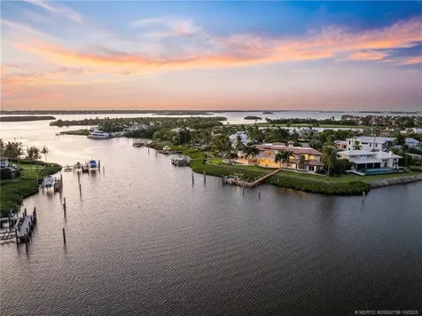 2440 SE Bahia Way Stuart FL 34996