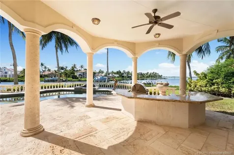 2440 SE Bahia Way Stuart FL 34996