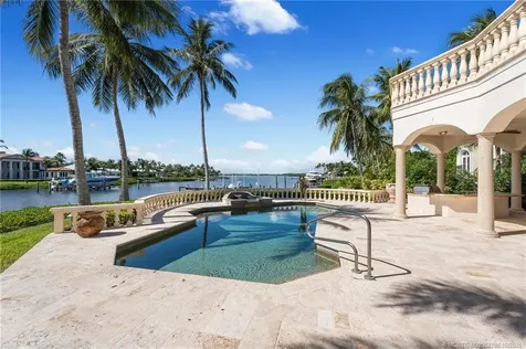 2440 SE Bahia Way Stuart FL 34996