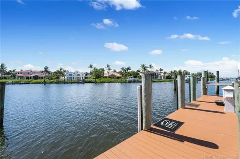 2440 SE Bahia Way Stuart FL 34996