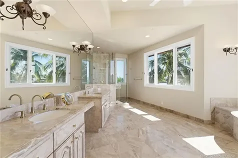 2440 SE Bahia Way Stuart FL 34996