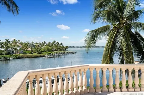 2440 SE Bahia Way Stuart FL 34996