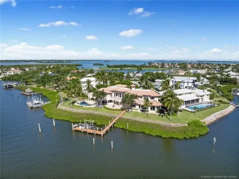 2440 SE Bahia Way Stuart FL 34996