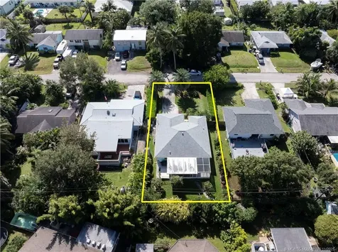 3785 SE Middle Street Stuart FL 34997