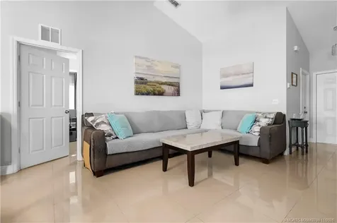 3785 SE Middle Street Stuart FL 34997