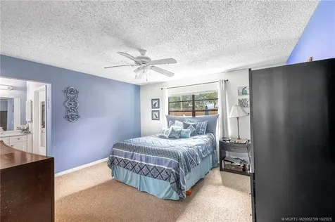 602 NW Archer Avenue Port St Lucie FL 34983