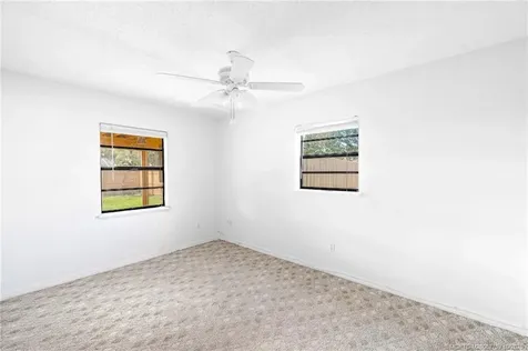 602 NW Archer Avenue Port St Lucie FL 34983