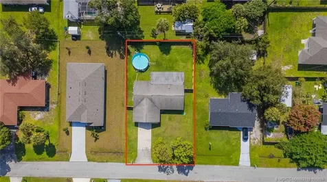 602 NW Archer Avenue Port St Lucie FL 34983