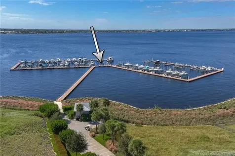 2505 NE Evinrude Circle Jensen Beach FL 34957