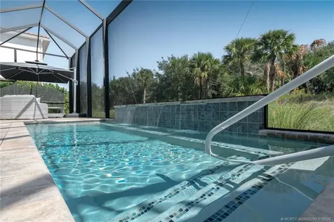 2505 NE Evinrude Circle Jensen Beach FL 34957