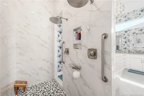 2505 NE Evinrude Circle Jensen Beach FL 34957