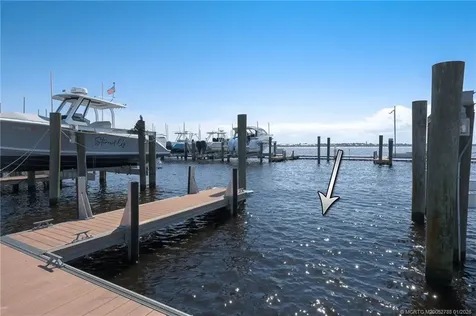 2505 NE Evinrude Circle Jensen Beach FL 34957