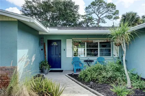 905 SE Flamingo Avenue Stuart FL 34996