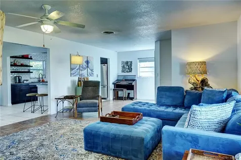 905 SE Flamingo Avenue Stuart FL 34996