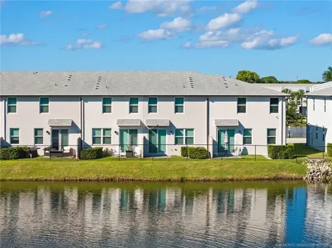 3939 SE Mentmore Lane Stuart FL 34997